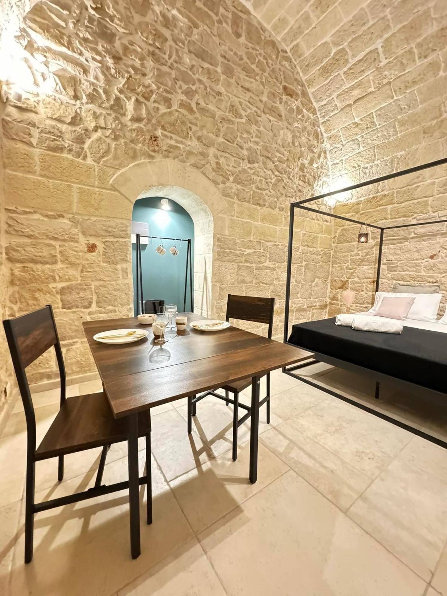 Amale Suite 25 Medioevo Design Corato Esterno foto